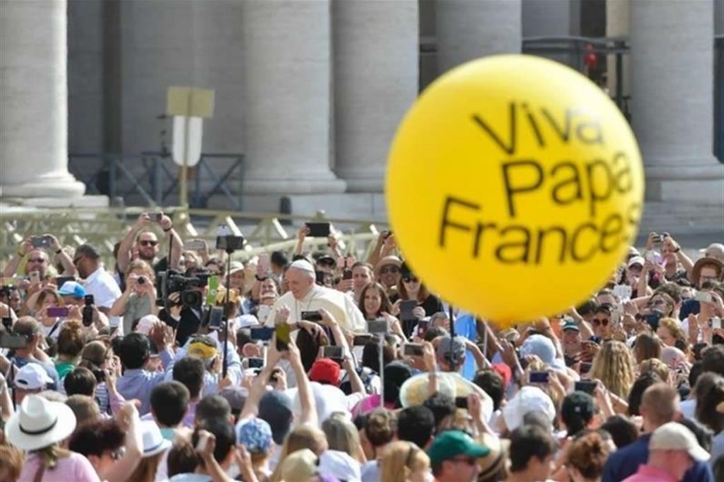 Buon compleanno Papa Francesco – immagine di buon compleanno n. 46